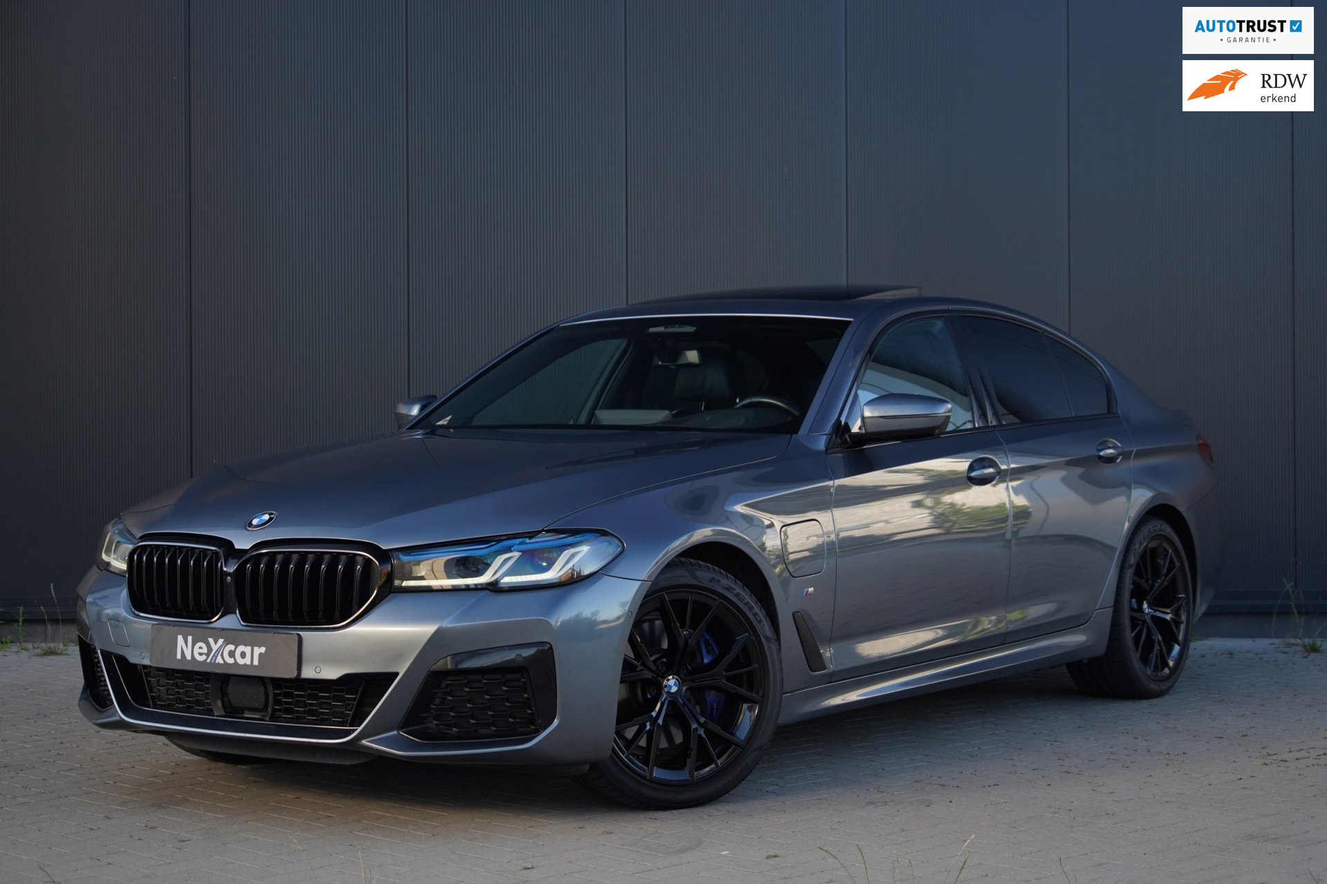 BMW 530e 530e Business Edition Plus Pano|Memory|M-sport|360°|trekhaak|Head-up|Lazer|NAP|garantie|HUD| 2021 - voorkant