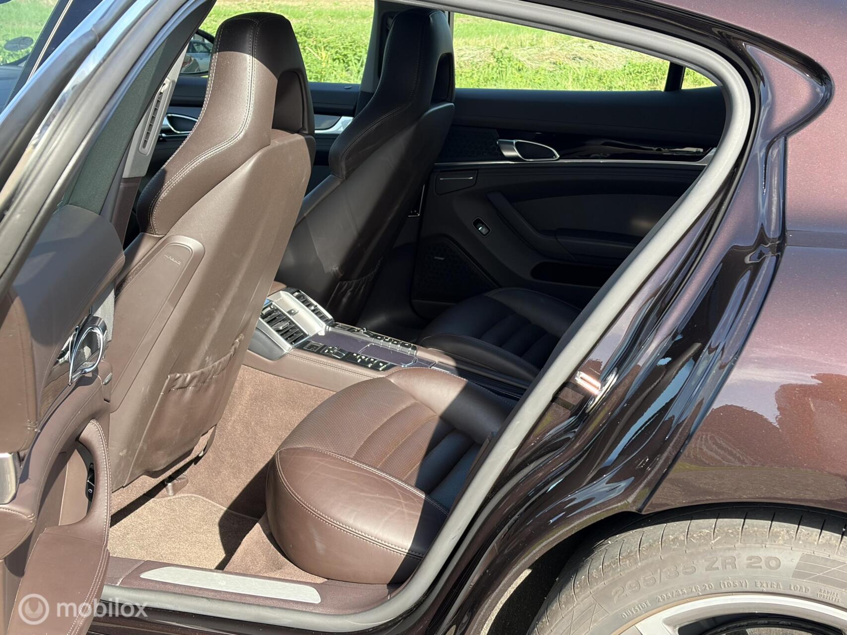 Foto van Porsche Panamera 4s