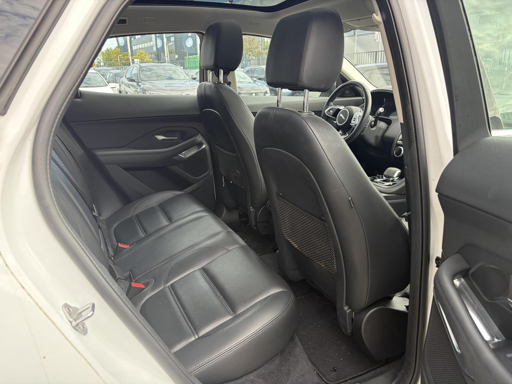 Foto van Jaguar Jaguar E-pace