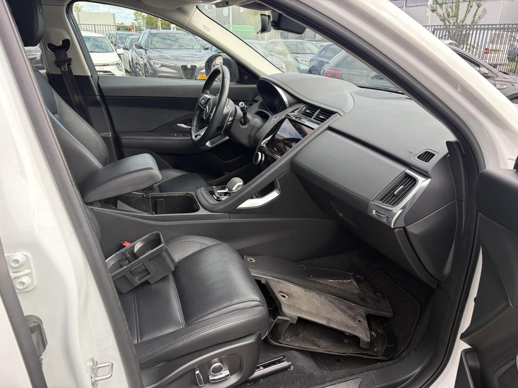 Foto van Jaguar Jaguar E-pace