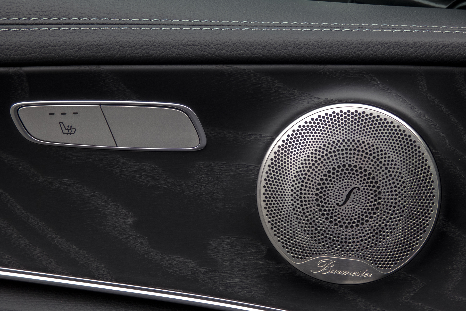 Foto van Mercedes-Benz E 300 E