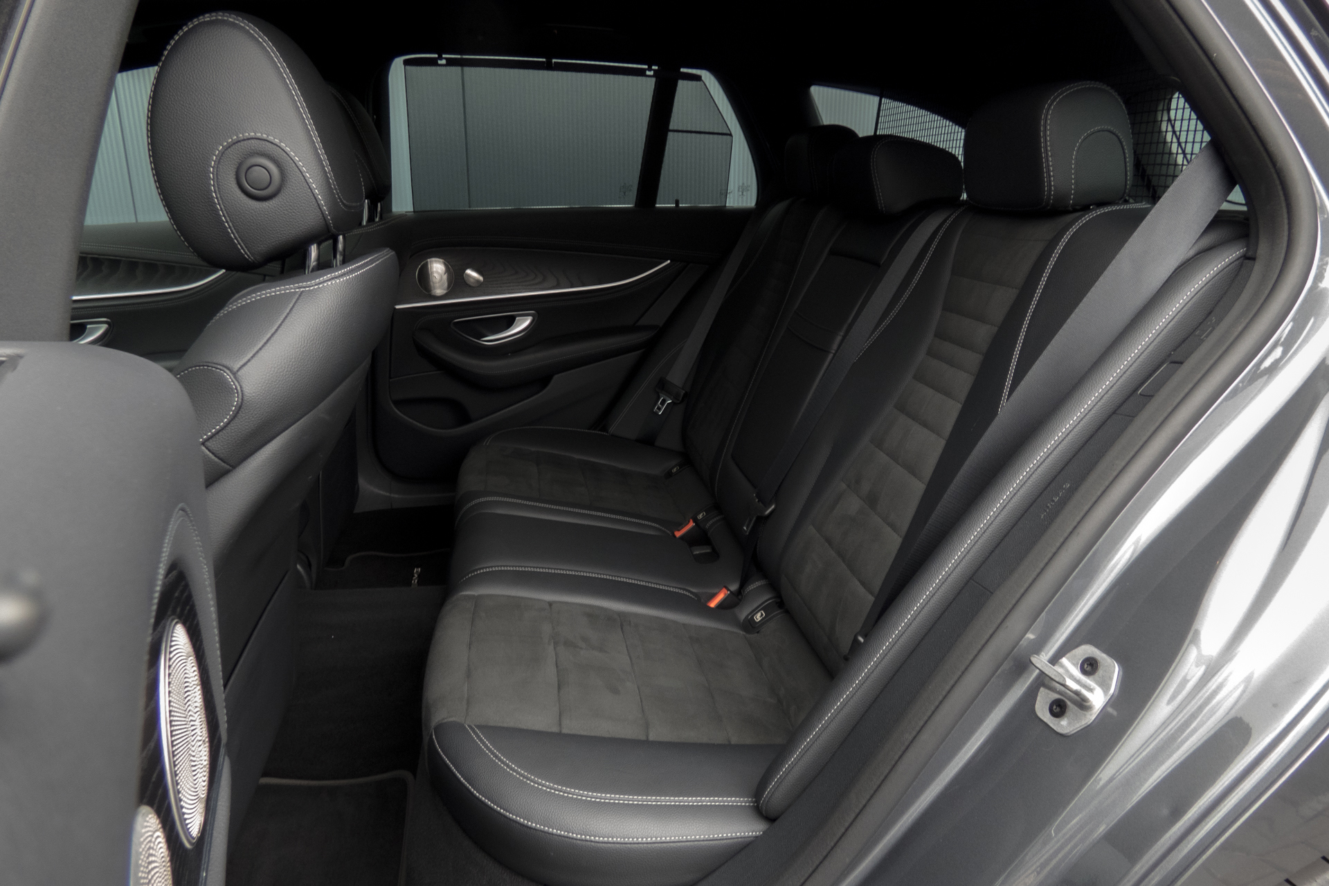 Foto van Mercedes-Benz E 300 E