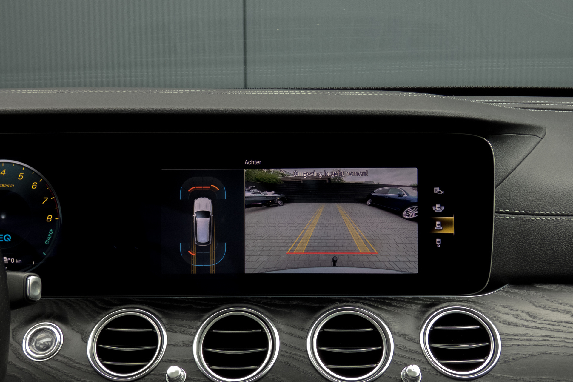 Foto van Mercedes-Benz E 300 E