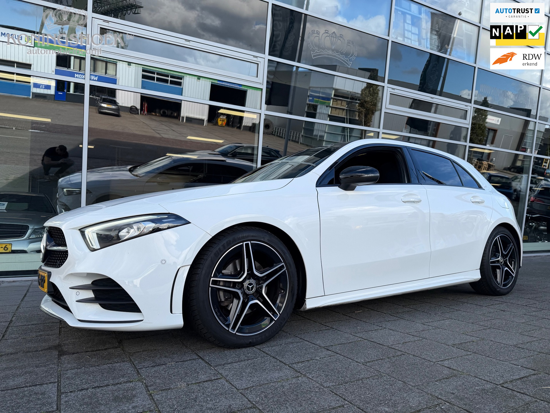 Mercedes-Benz A-klasse 180 Bns Solution AMG 2021 - voorkant
