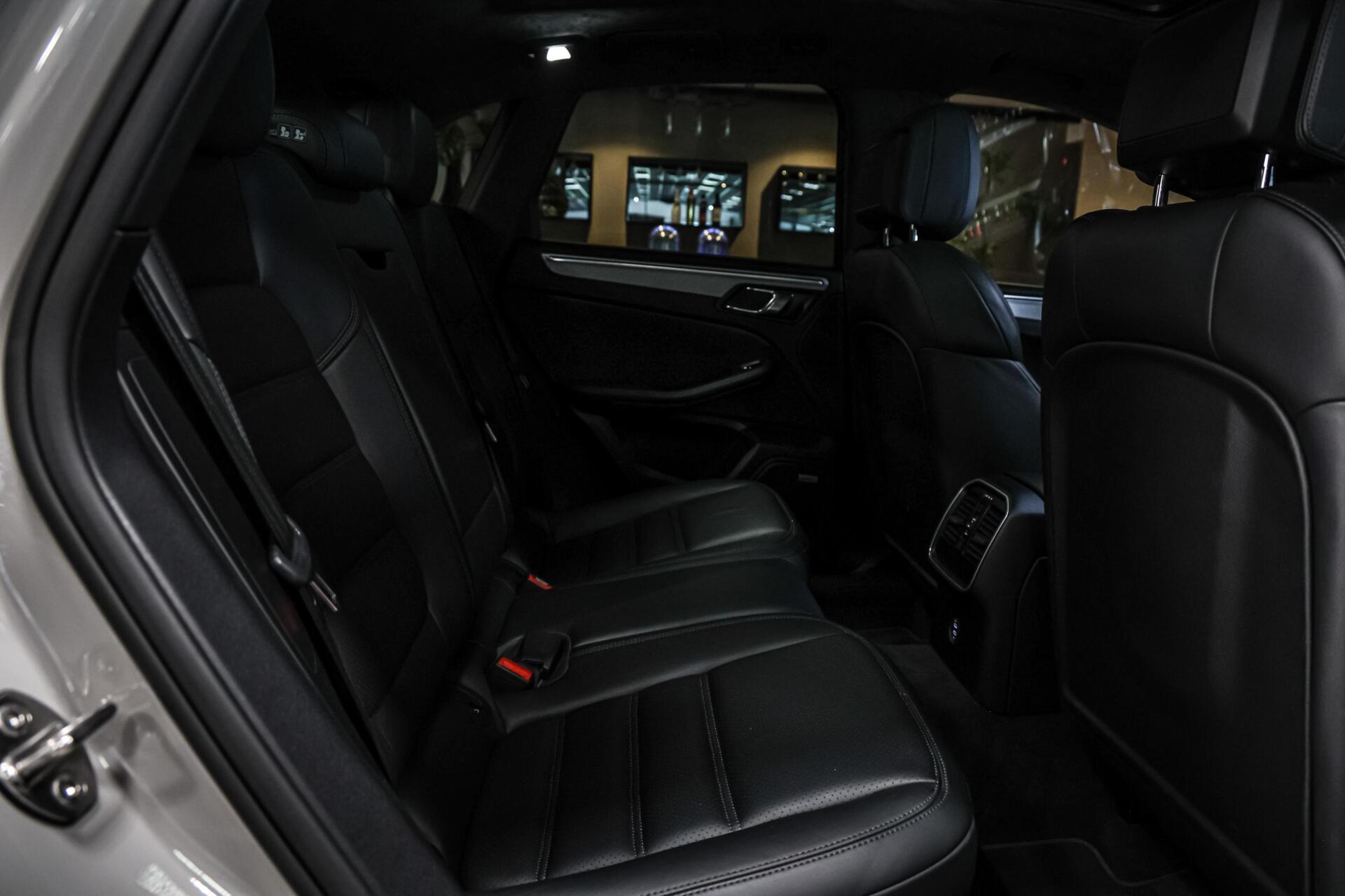 Foto van Porsche Macan Turbo