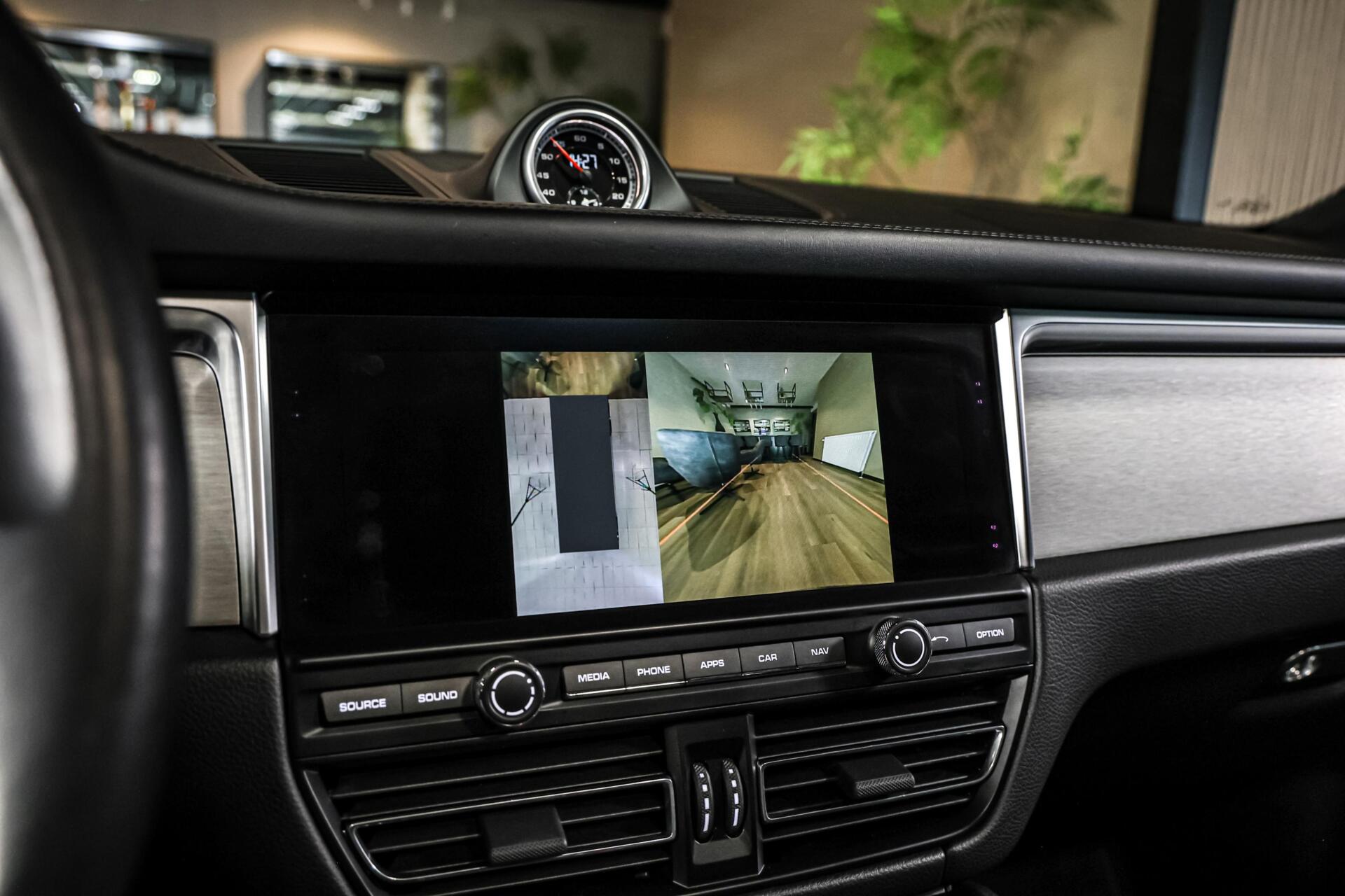 Foto van Porsche Macan Turbo