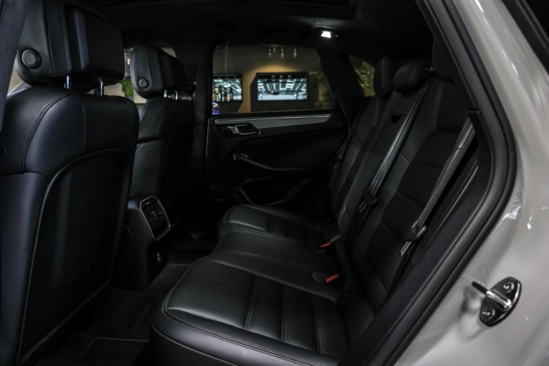 Foto van Porsche Macan Turbo