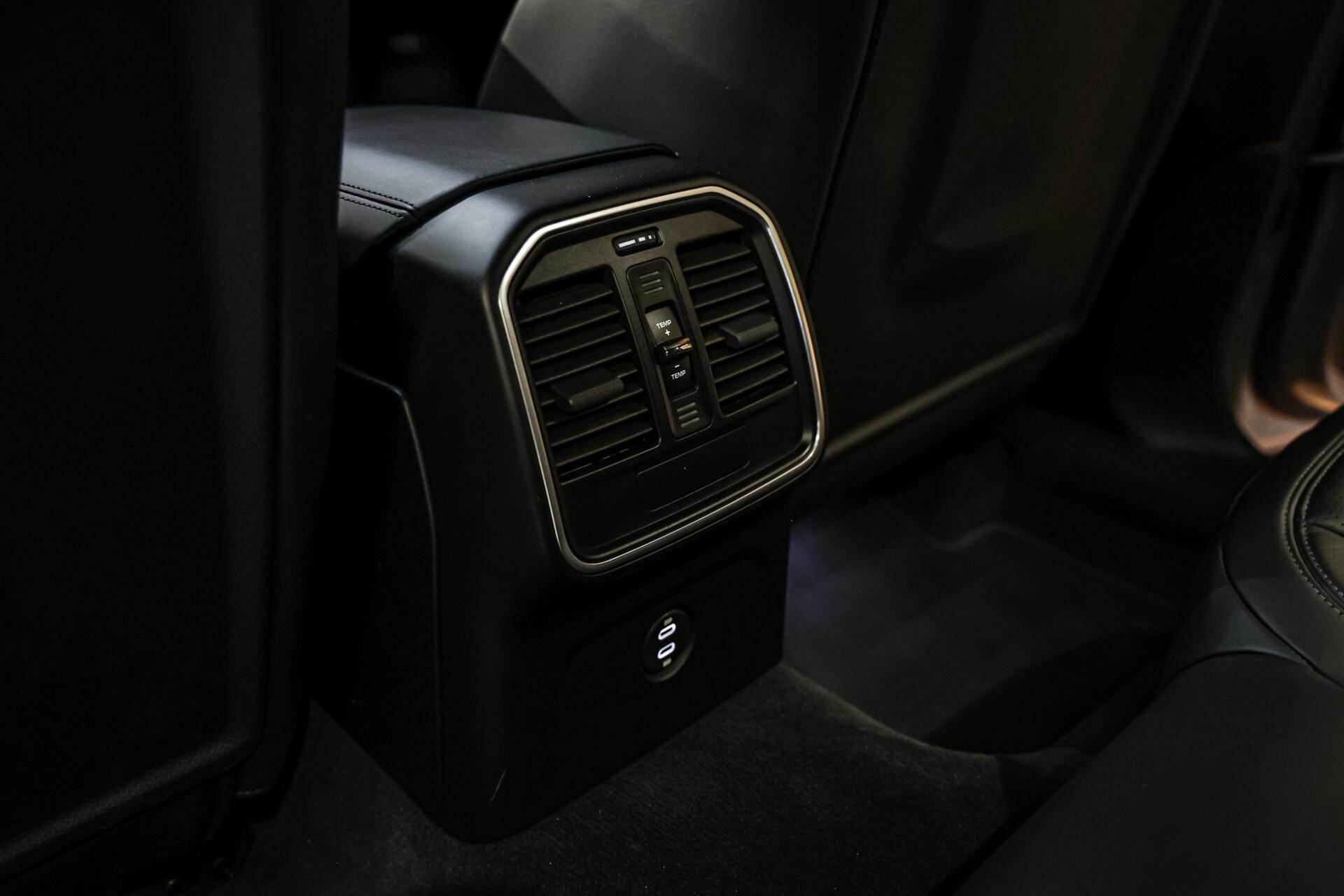 Foto van Porsche Macan Turbo