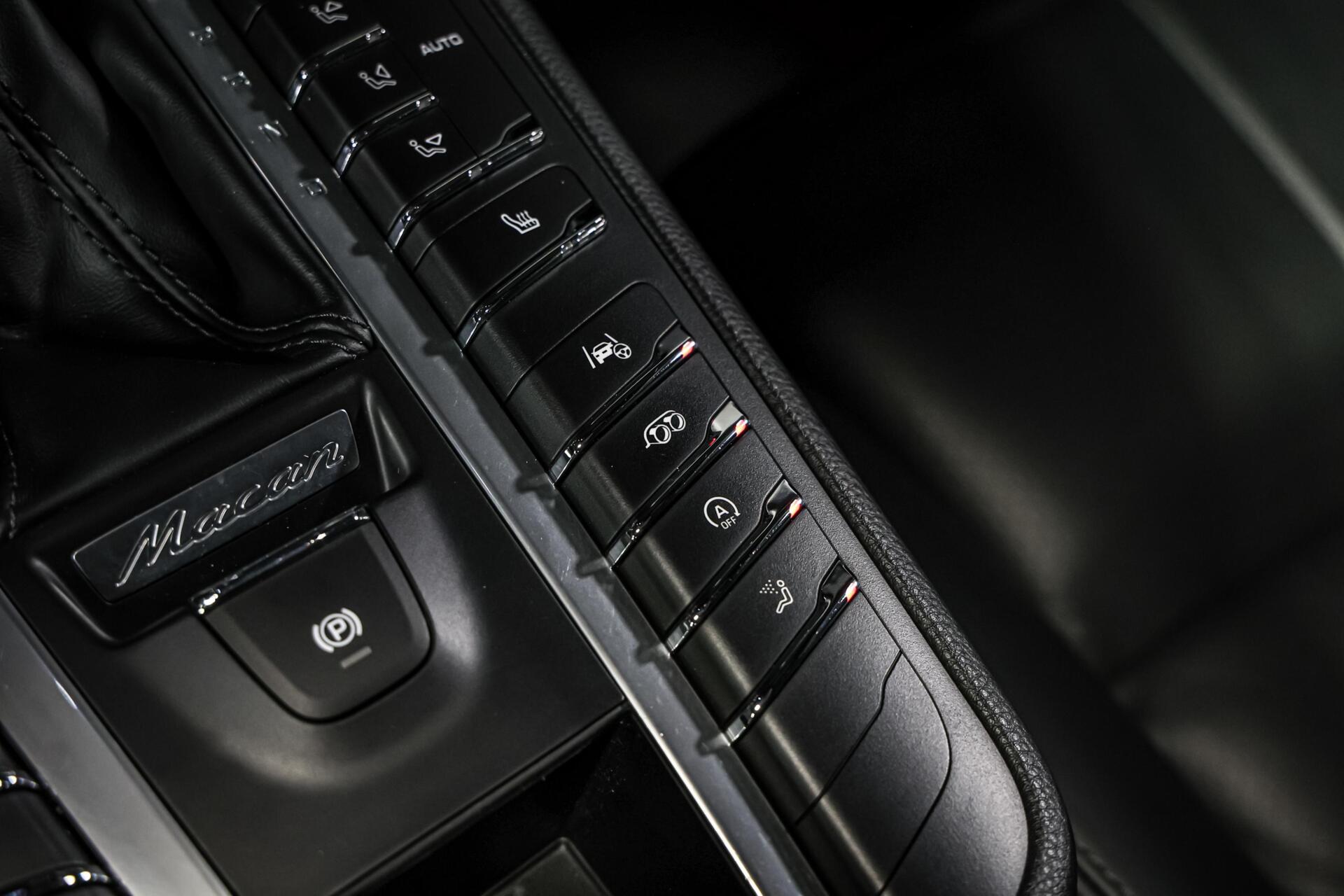 Foto van Porsche Macan Turbo