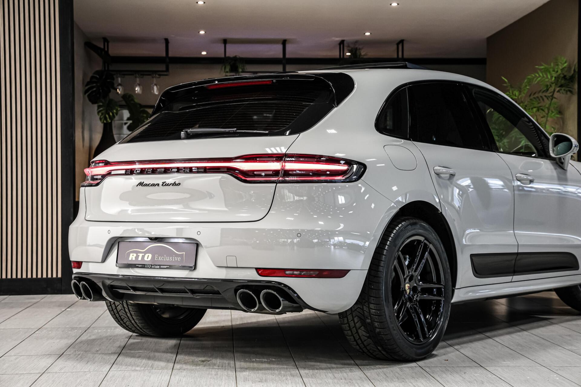 Foto van Porsche Macan Turbo