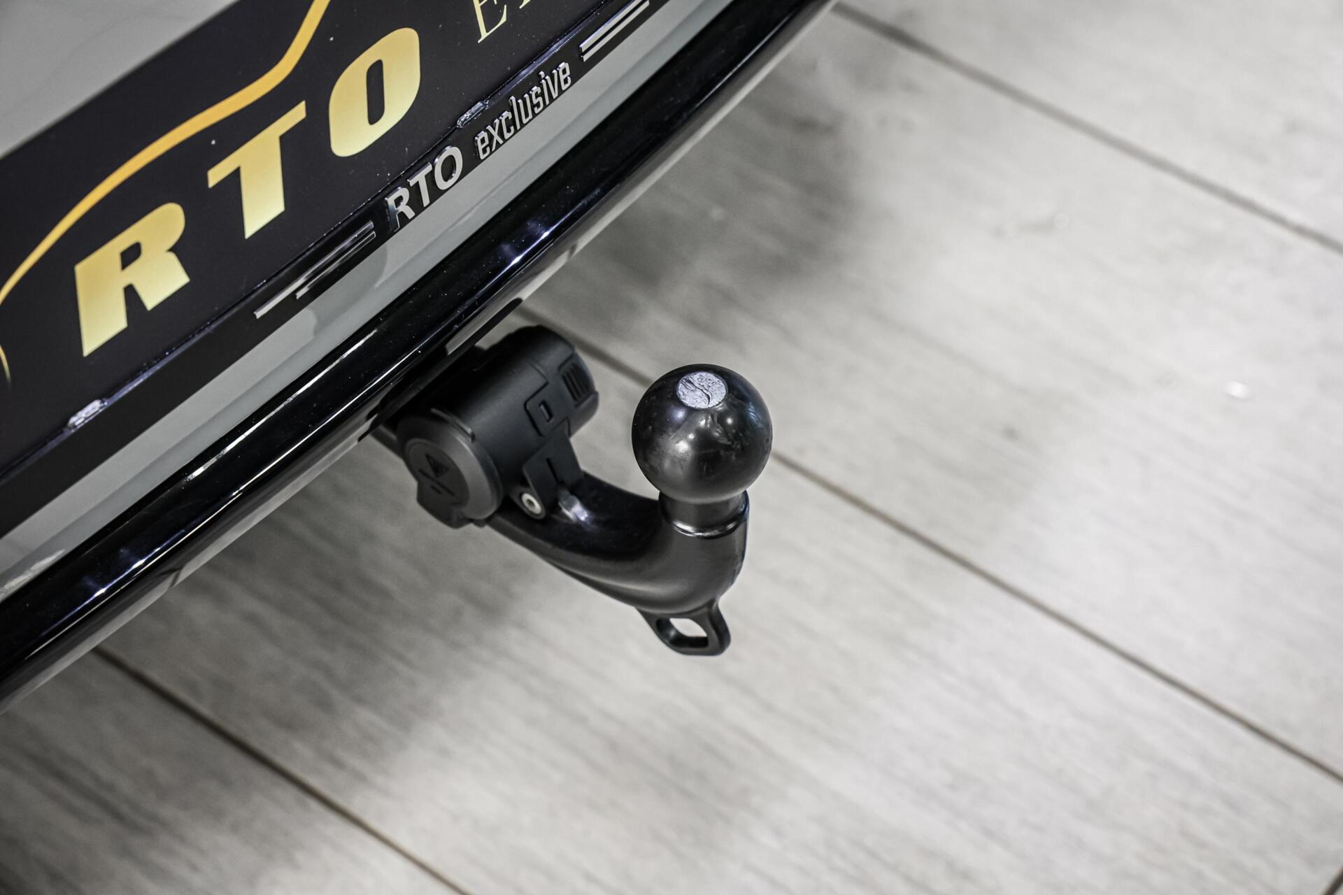 Foto van Porsche Macan Turbo