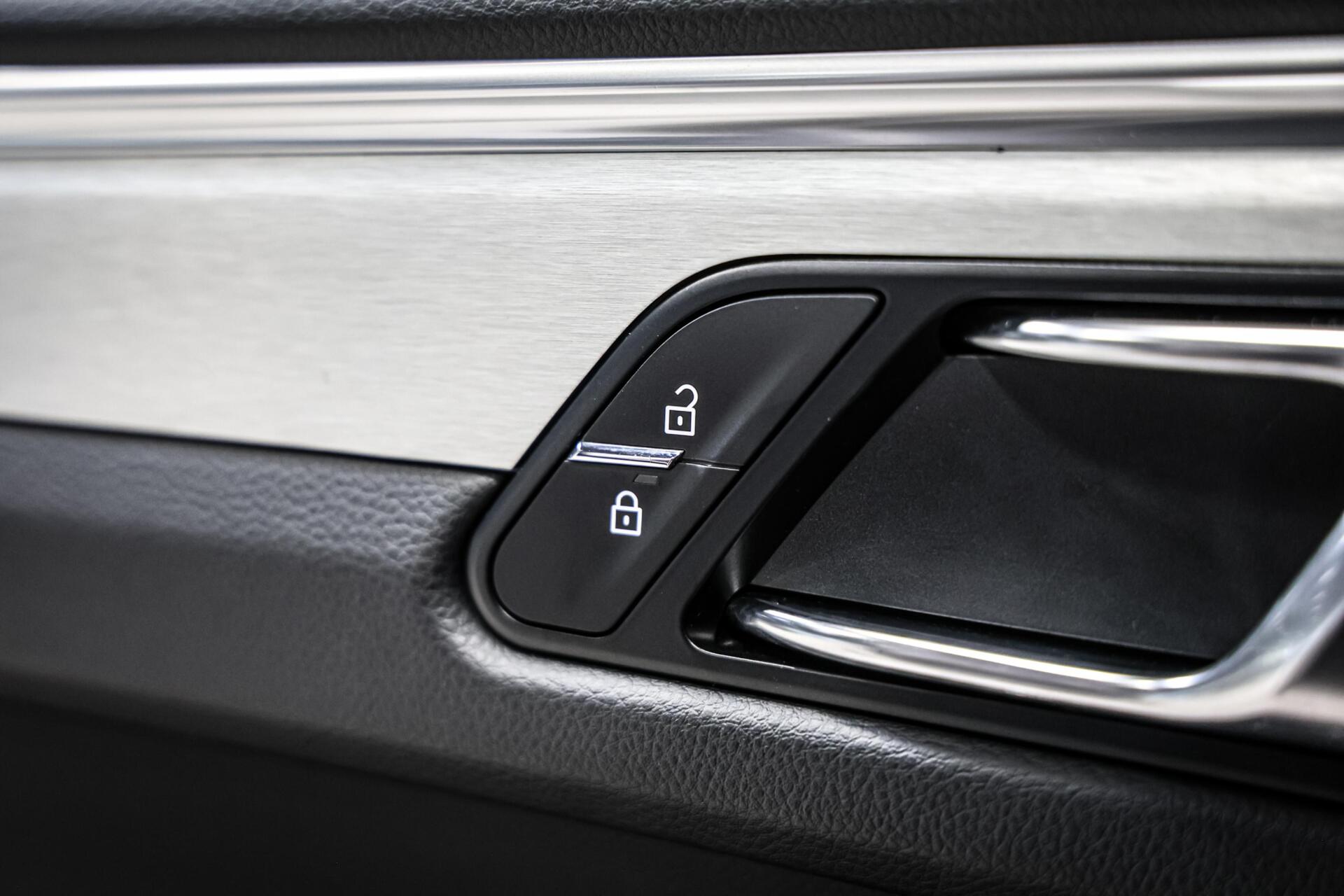 Foto van Porsche Macan Turbo
