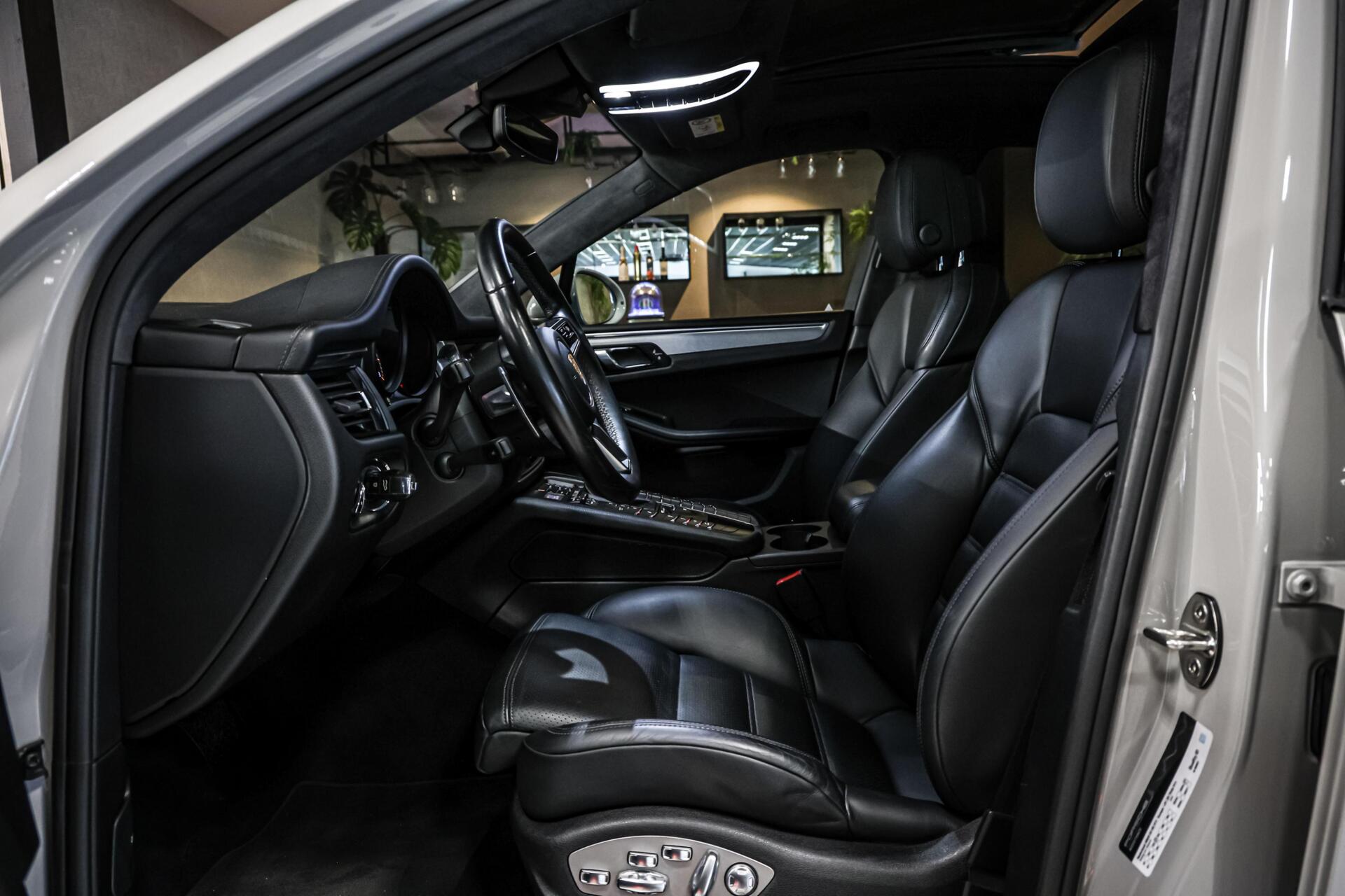 Foto van Porsche Macan Turbo