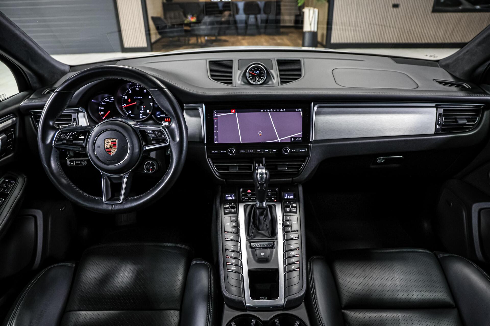Foto van Porsche Macan Turbo