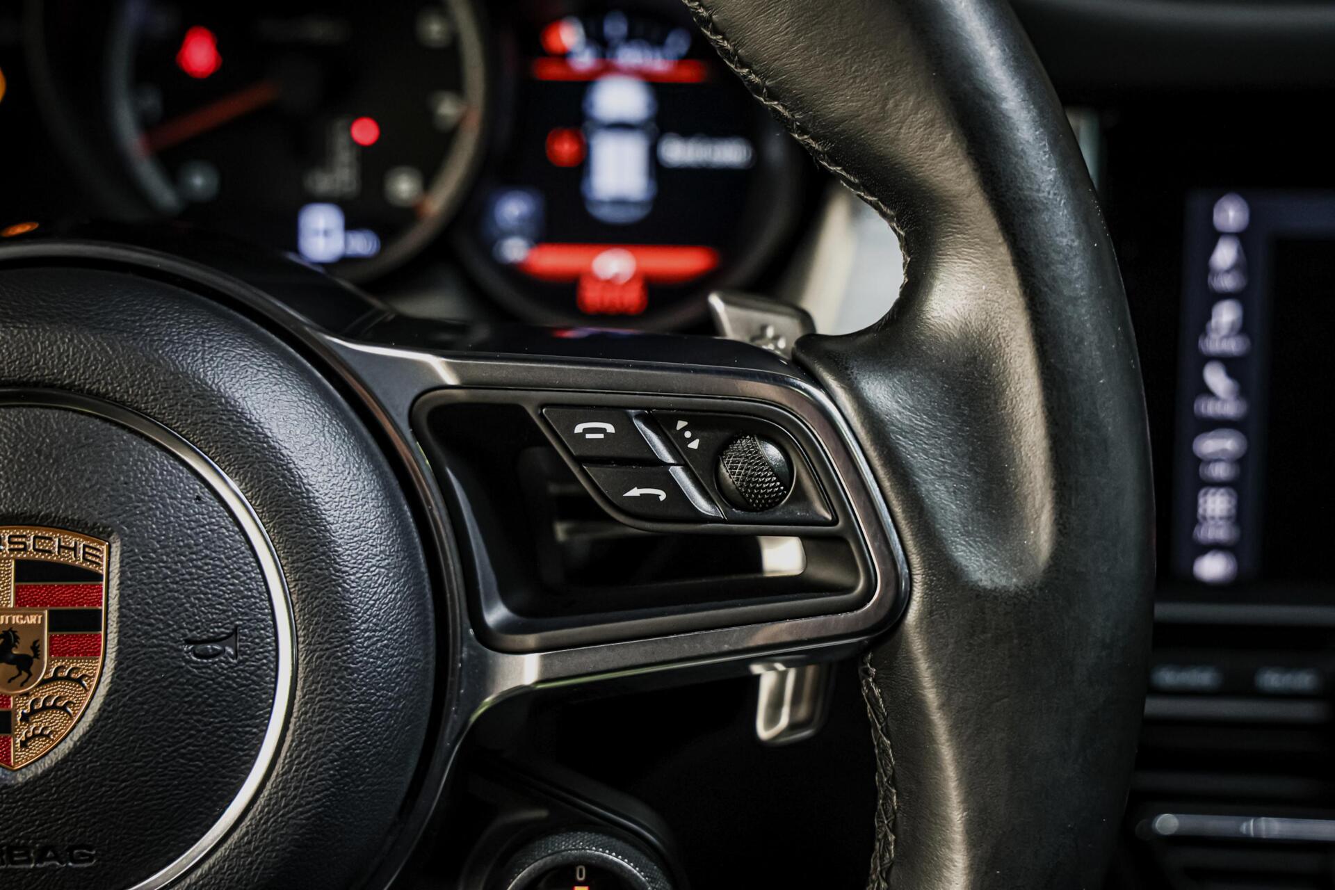 Foto van Porsche Macan Turbo