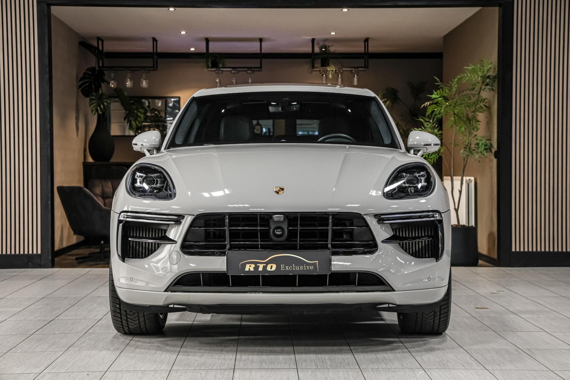 Foto van Porsche Macan Turbo