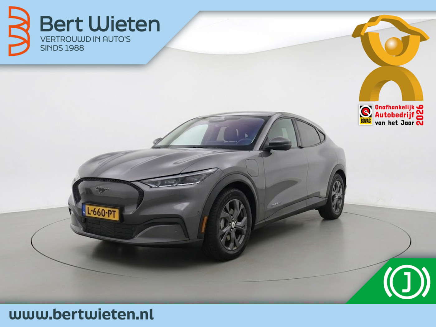 Ford Mustang Mach-e RWD 75 kWh | Geen import | Trekhaak | Panoramadak 2021 - voorkant