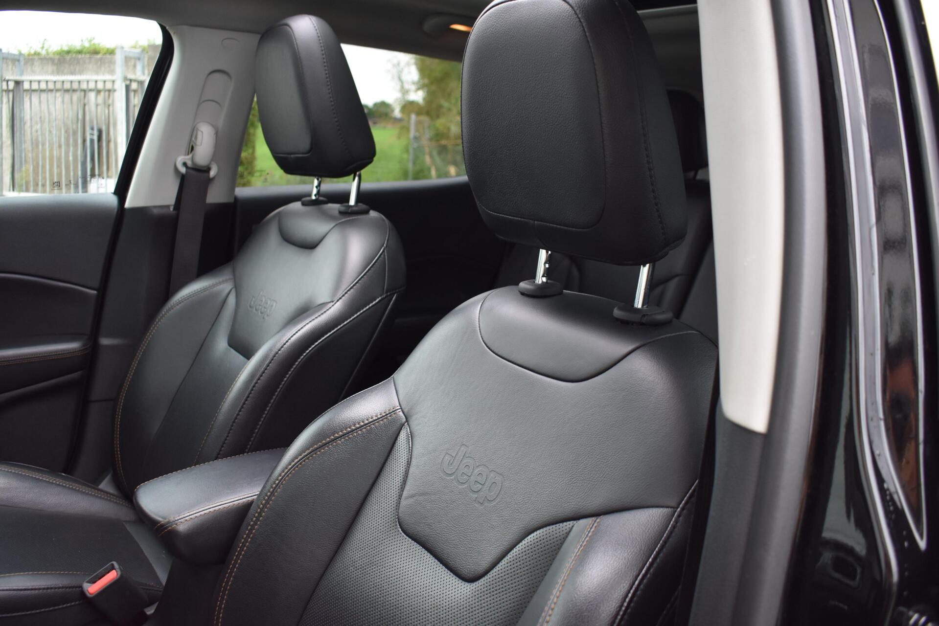 Foto van Jeep Compass