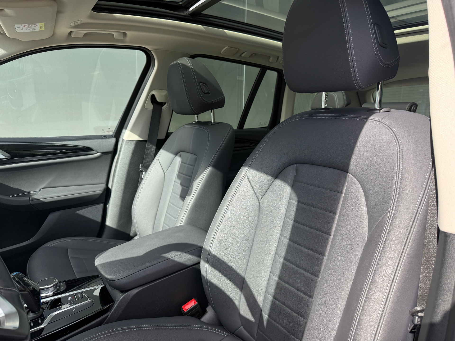Foto van BMW Ix3