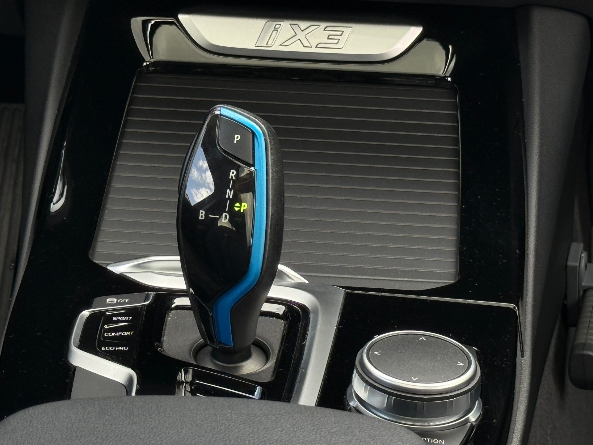 Foto van BMW Ix3