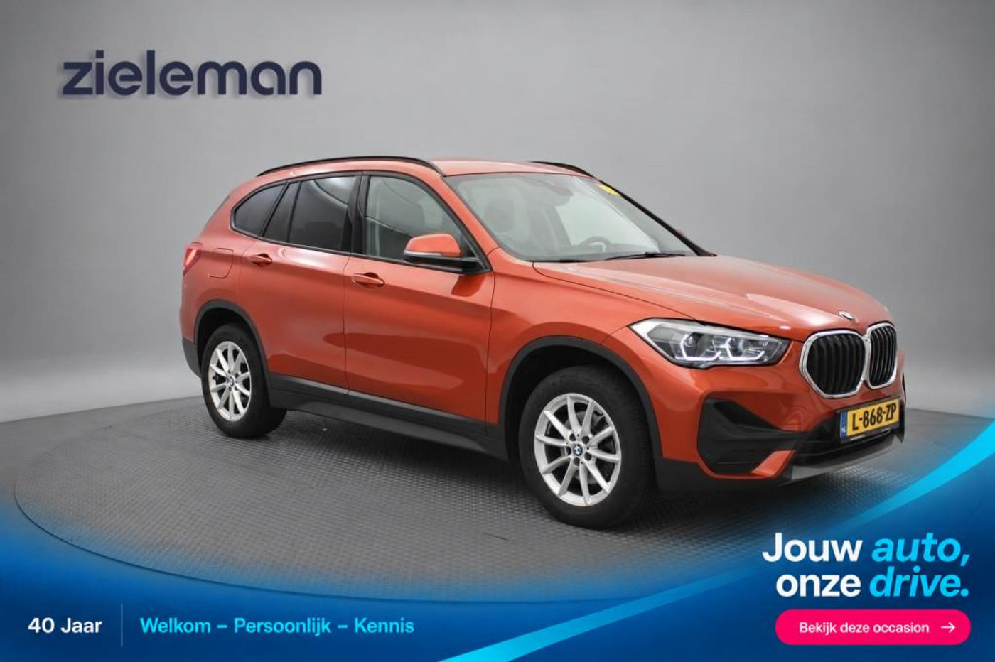 BMW X1 Sdrive18i sDrive18i Business Edition Automaat - Navi, Camera, Headup Display, Cruise 2021 - voorkant