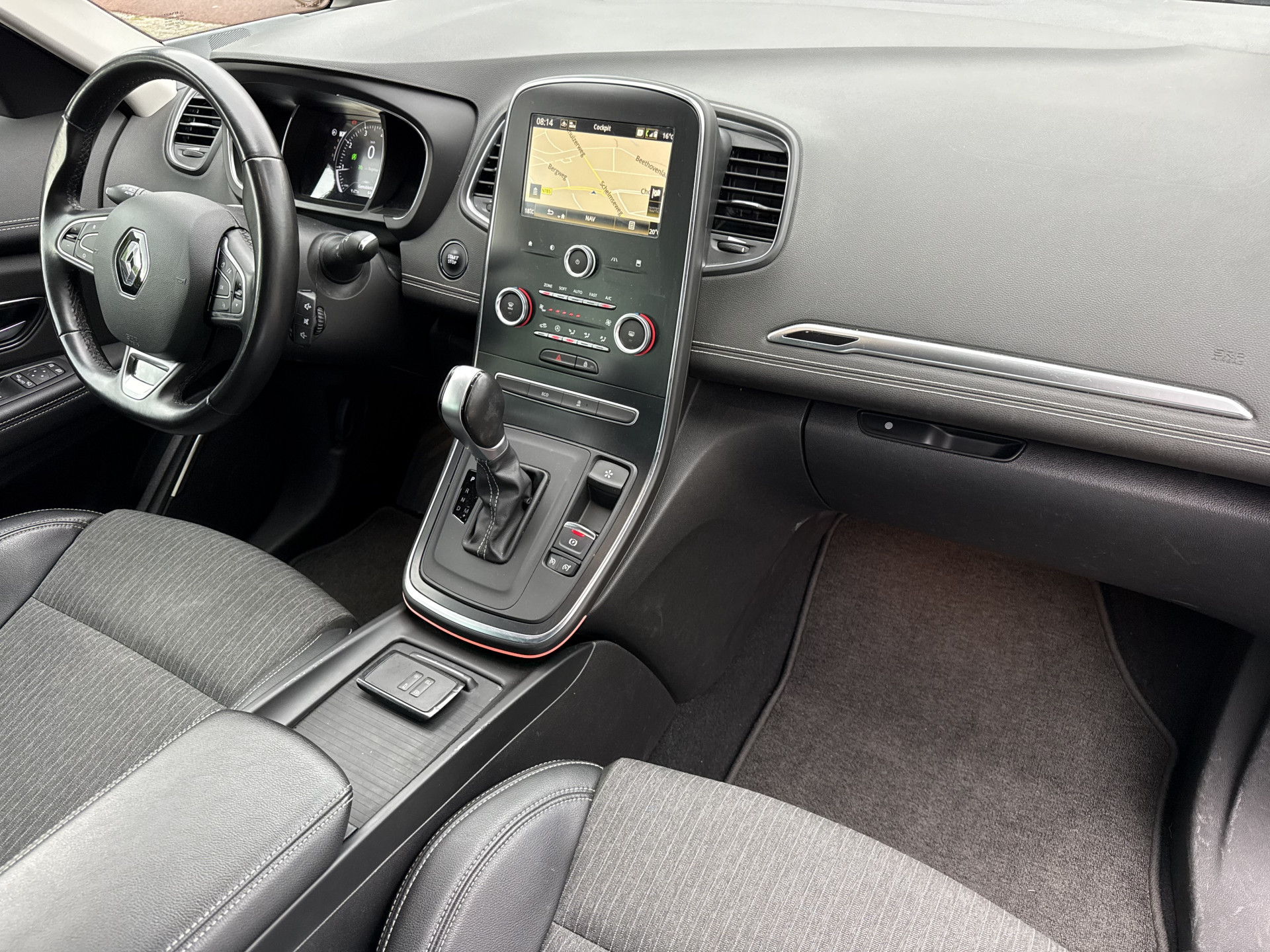 Foto van Renault Scenic