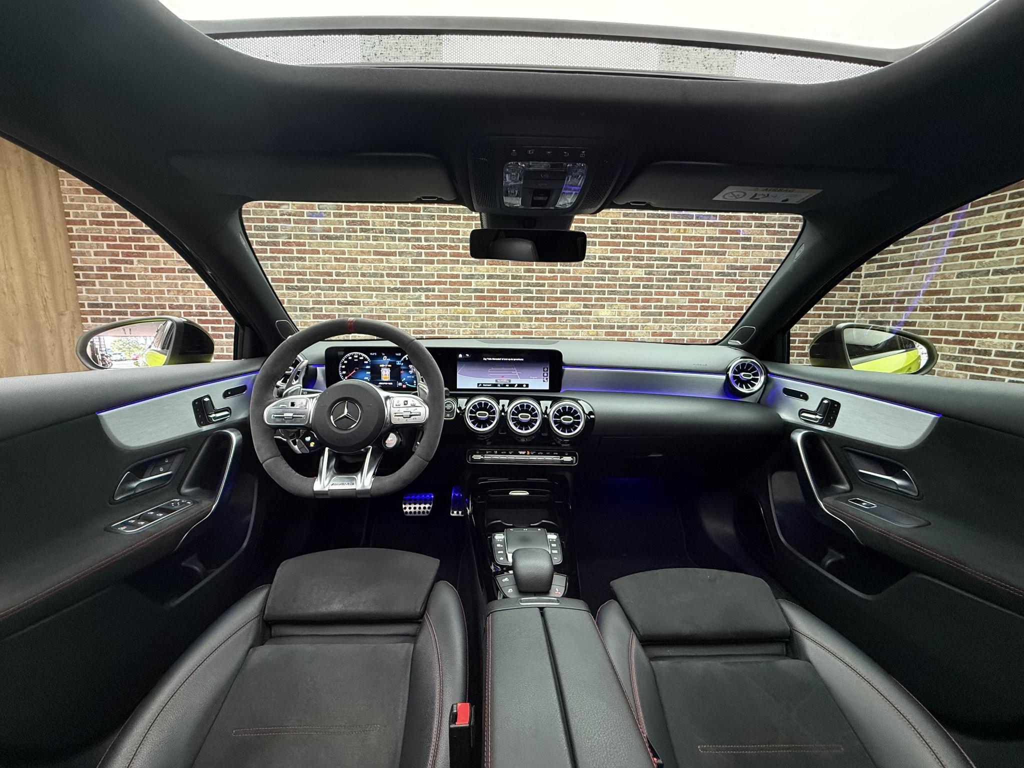 Foto van Mercedes-Benz AMG A 35