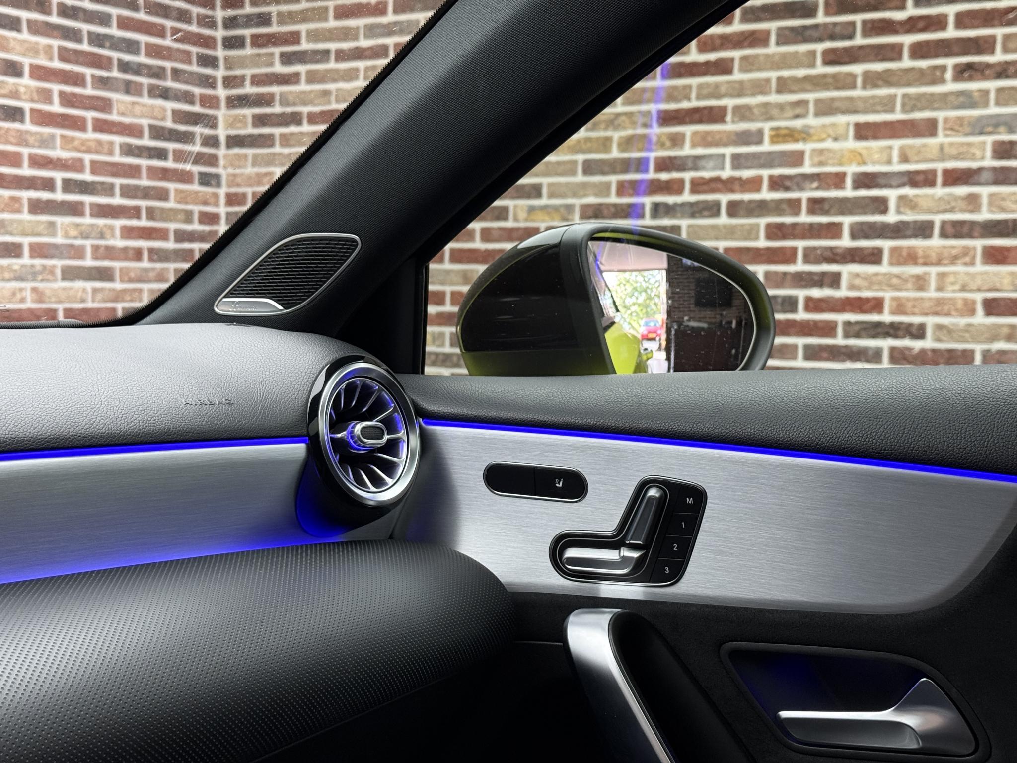 Foto van Mercedes-Benz AMG A 35