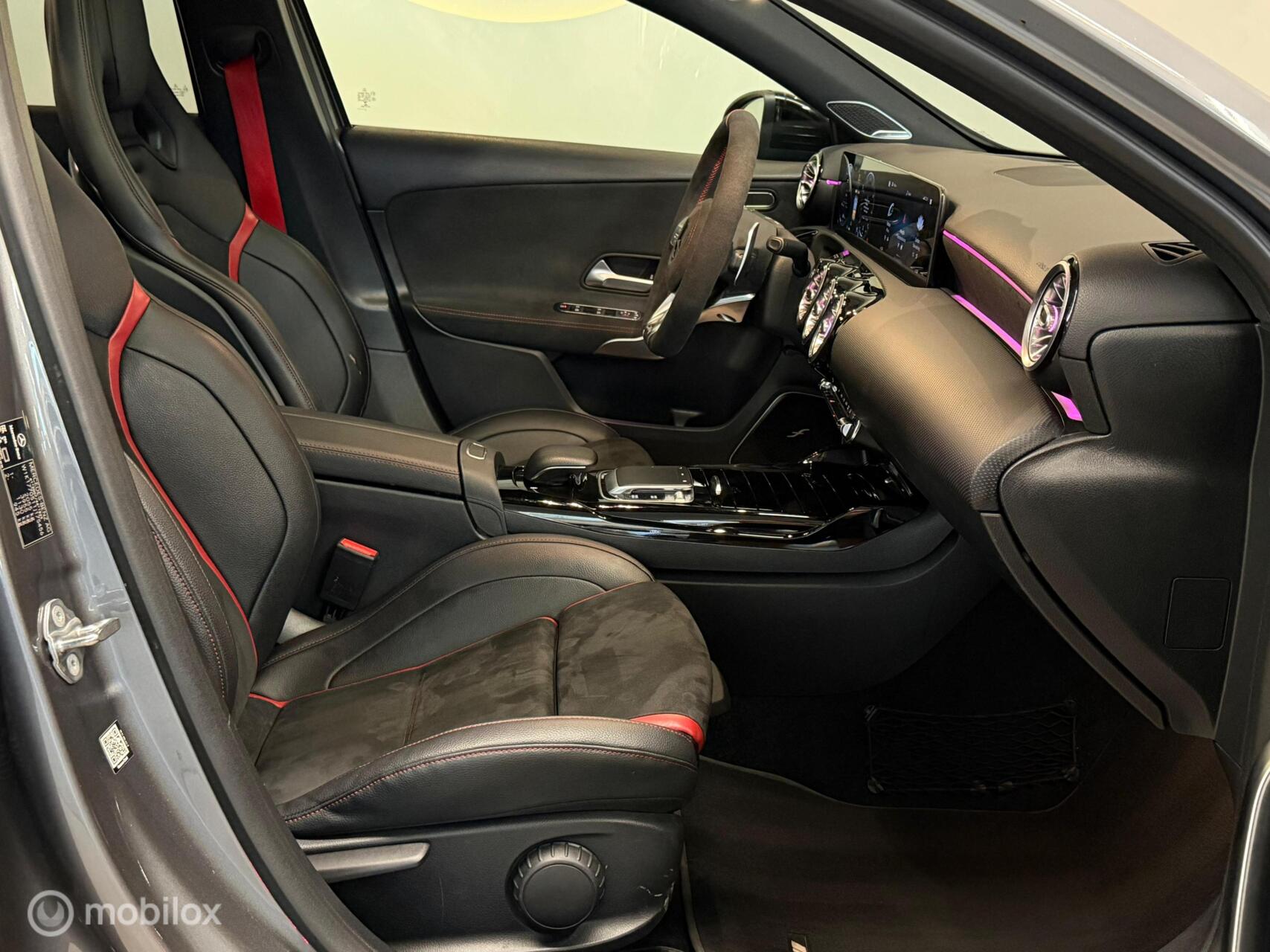 Foto van Mercedes-Benz AMG A 35