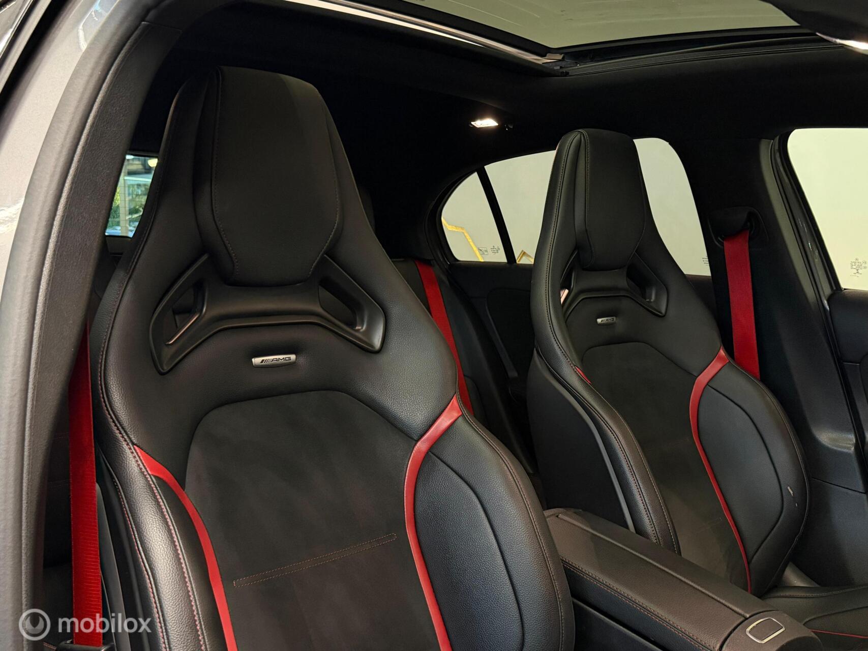 Foto van Mercedes-Benz AMG A 35