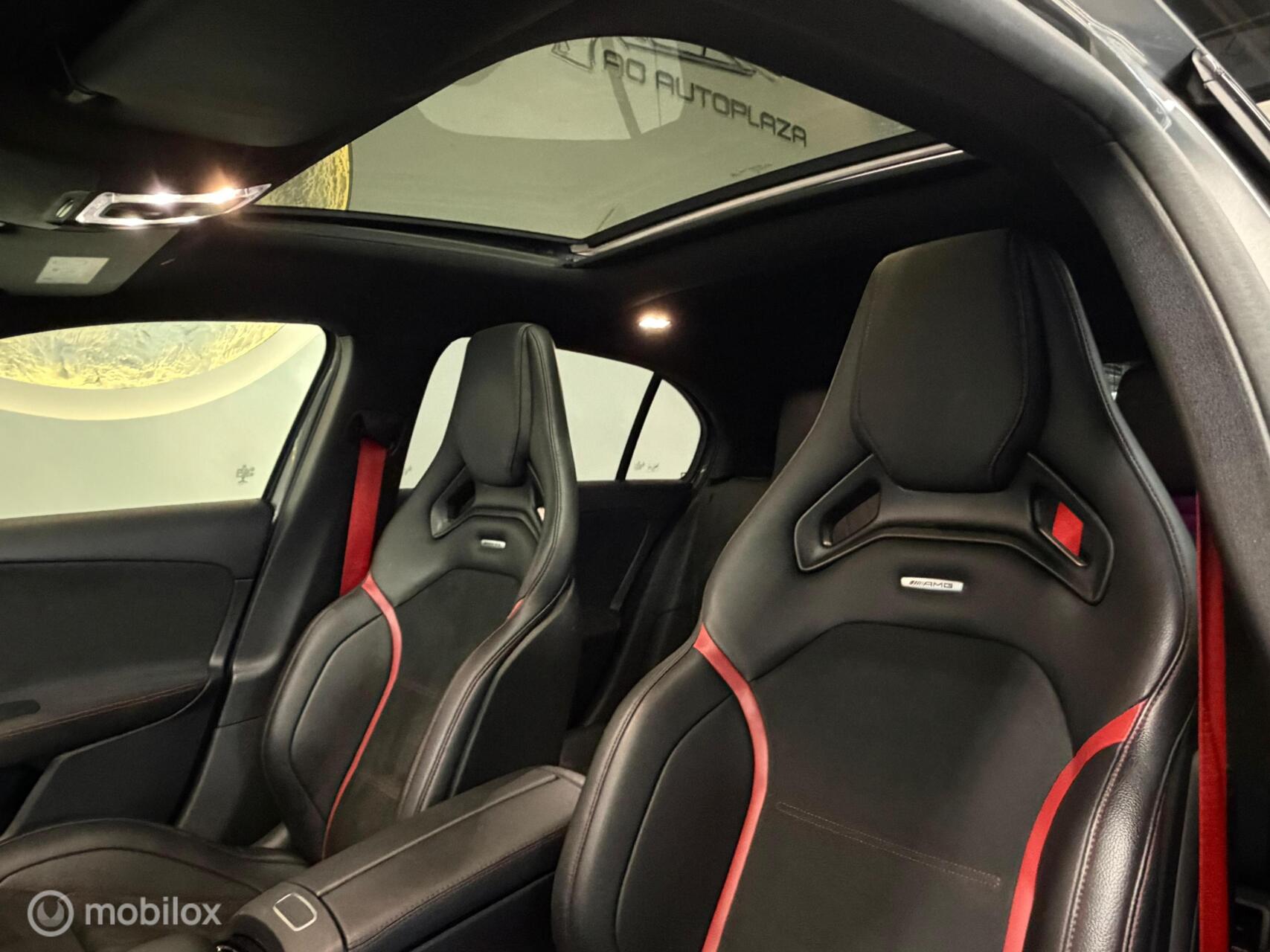 Foto van Mercedes-Benz AMG A 35