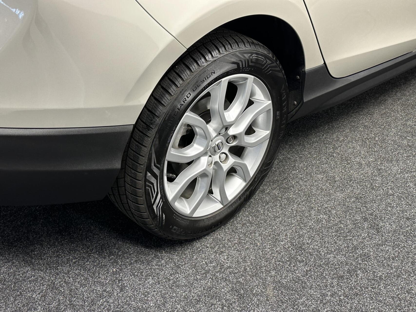 Foto van Volvo V40 Cross Country