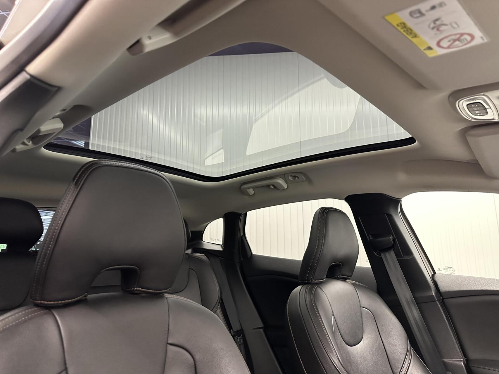 Foto van Volvo V40 Cross Country