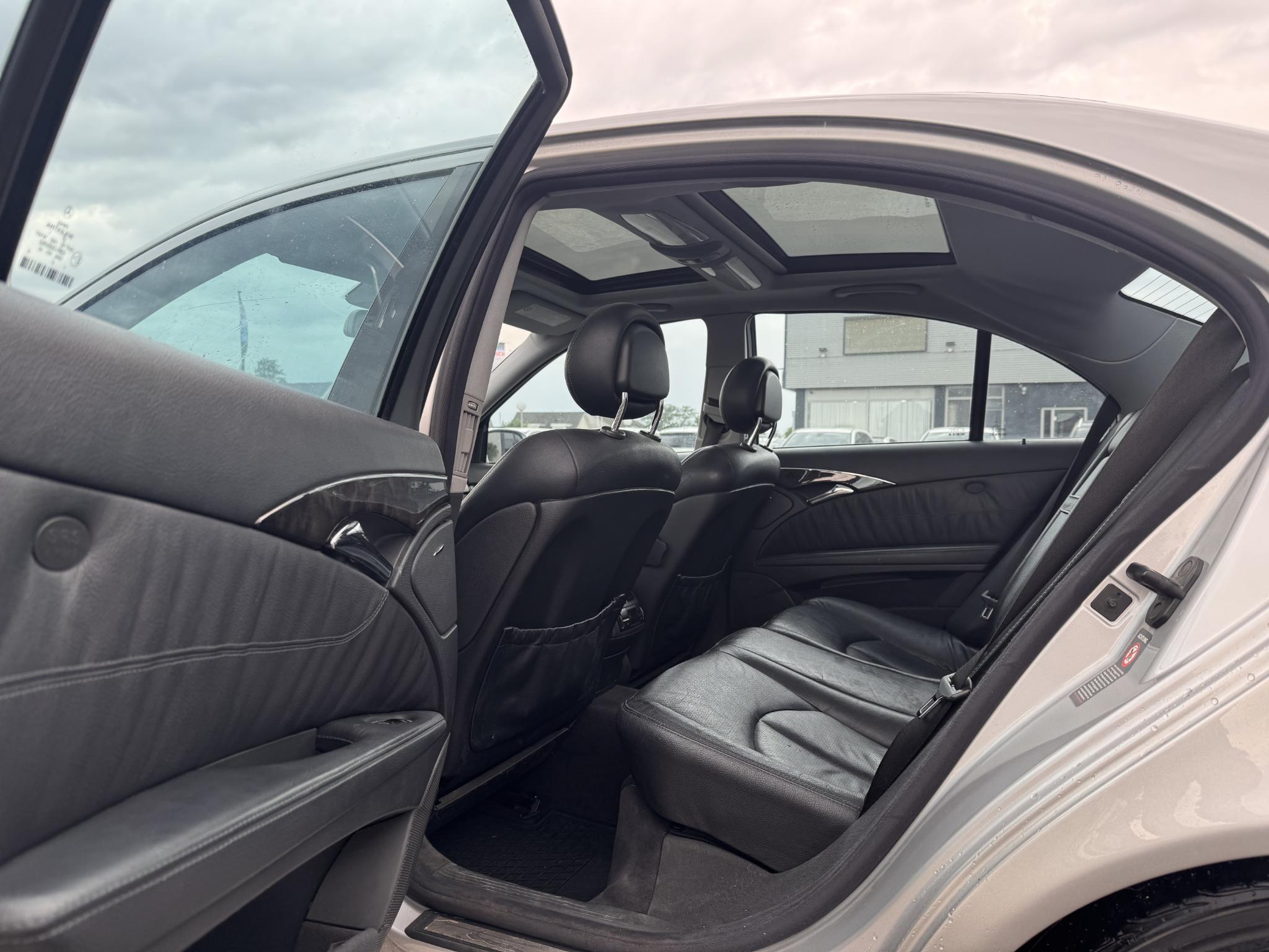 Foto van Mercedes-Benz E 240