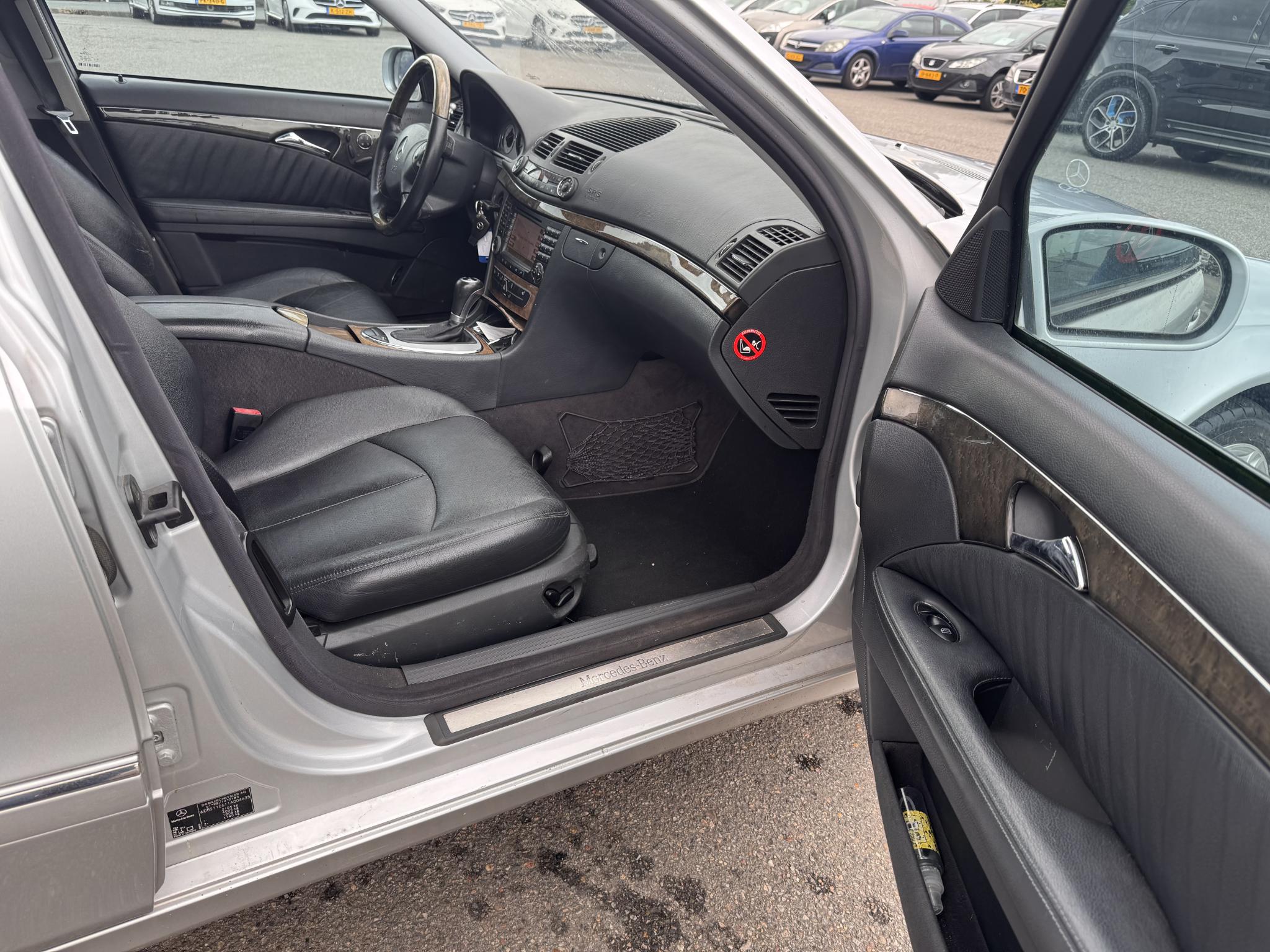 Foto van Mercedes-Benz E 240