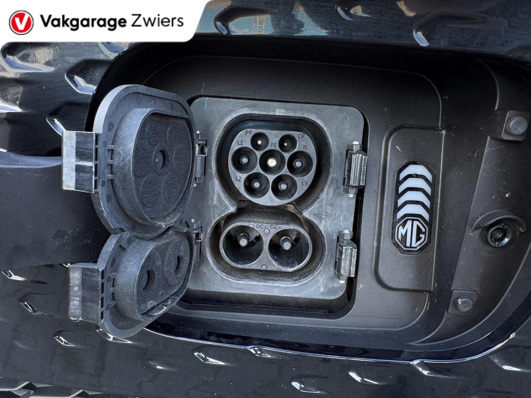 Foto van MG MG ZS Ev