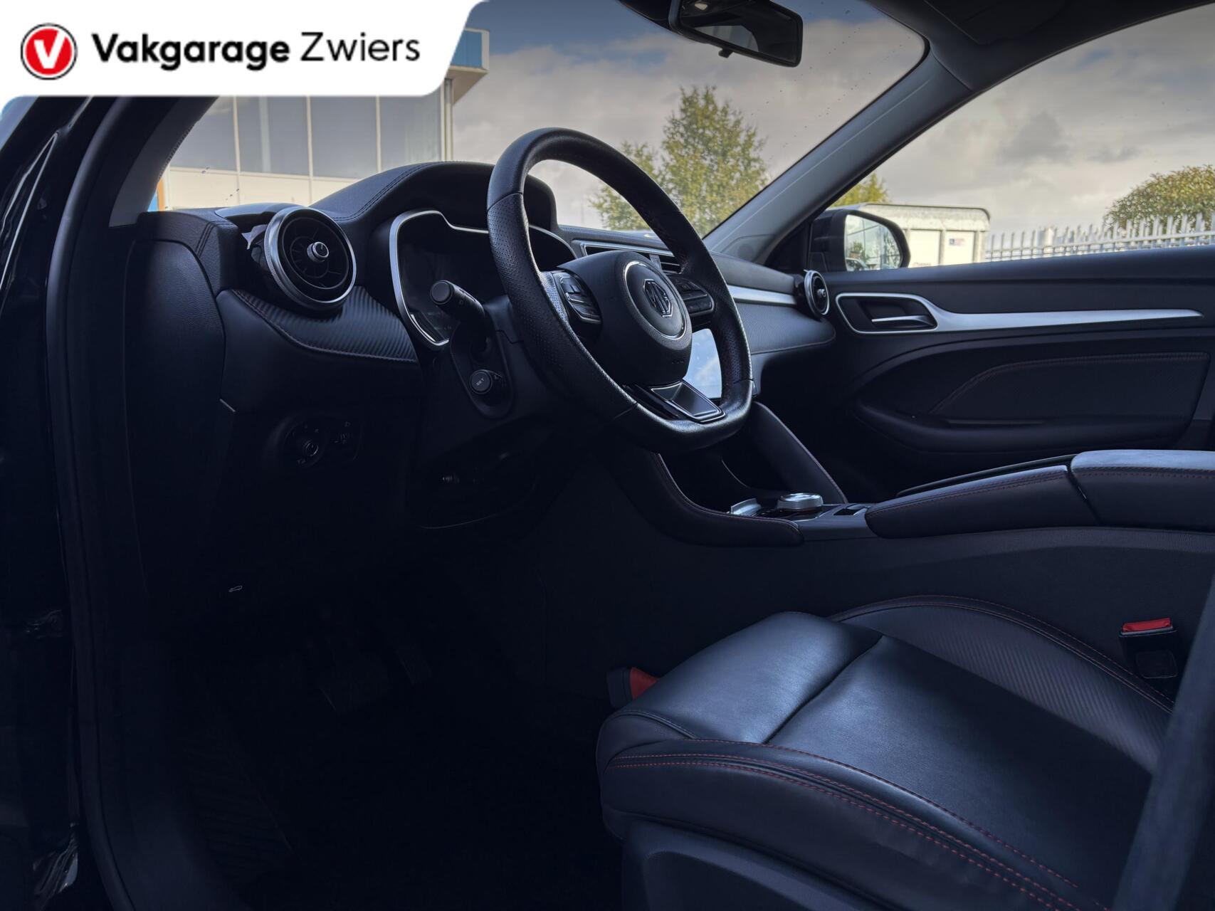 Foto van MG MG ZS Ev