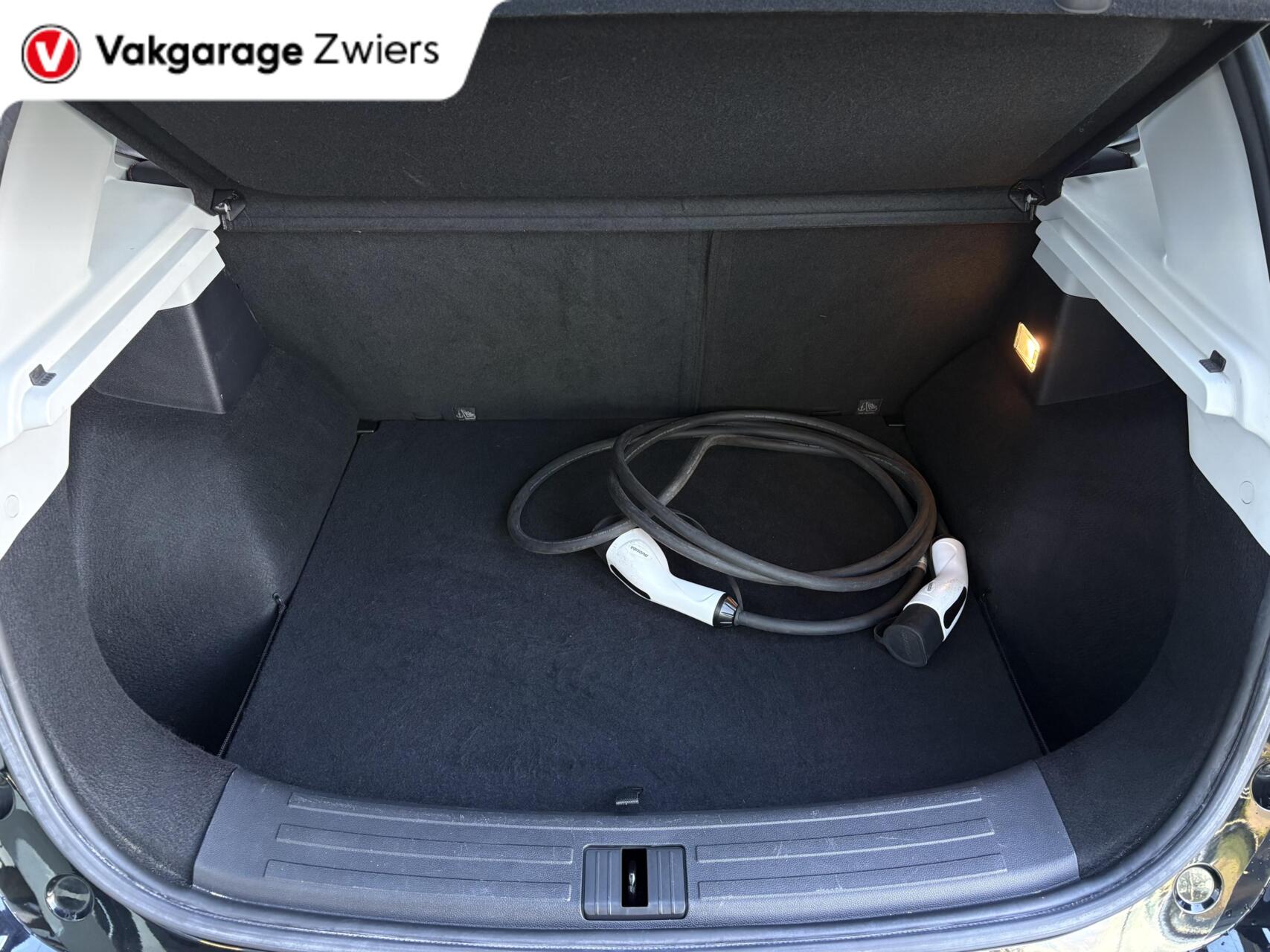 Foto van MG MG ZS Ev