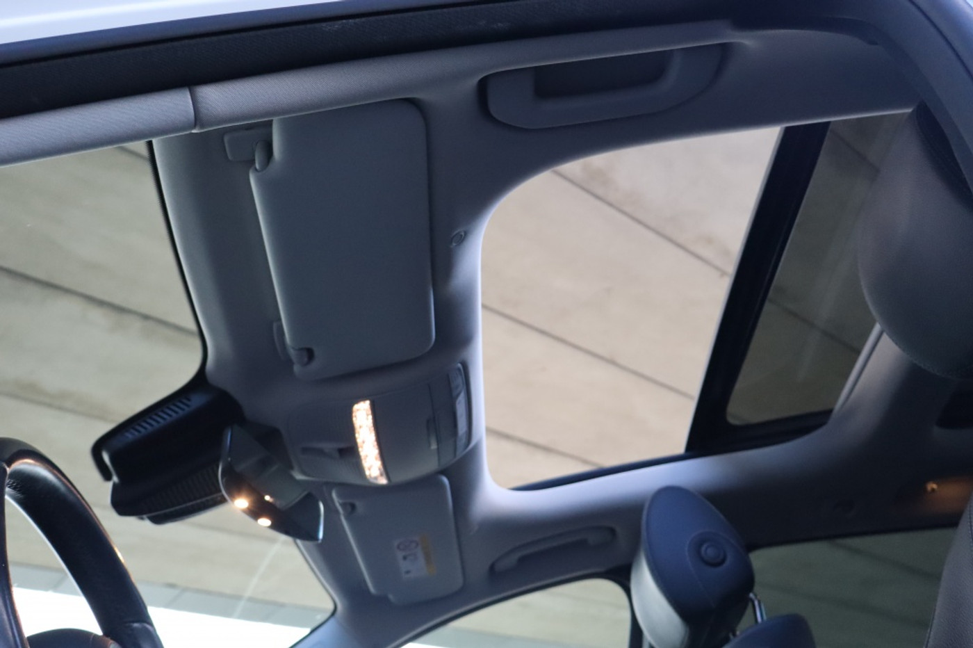 Foto van Mercedes-Benz E 300 E