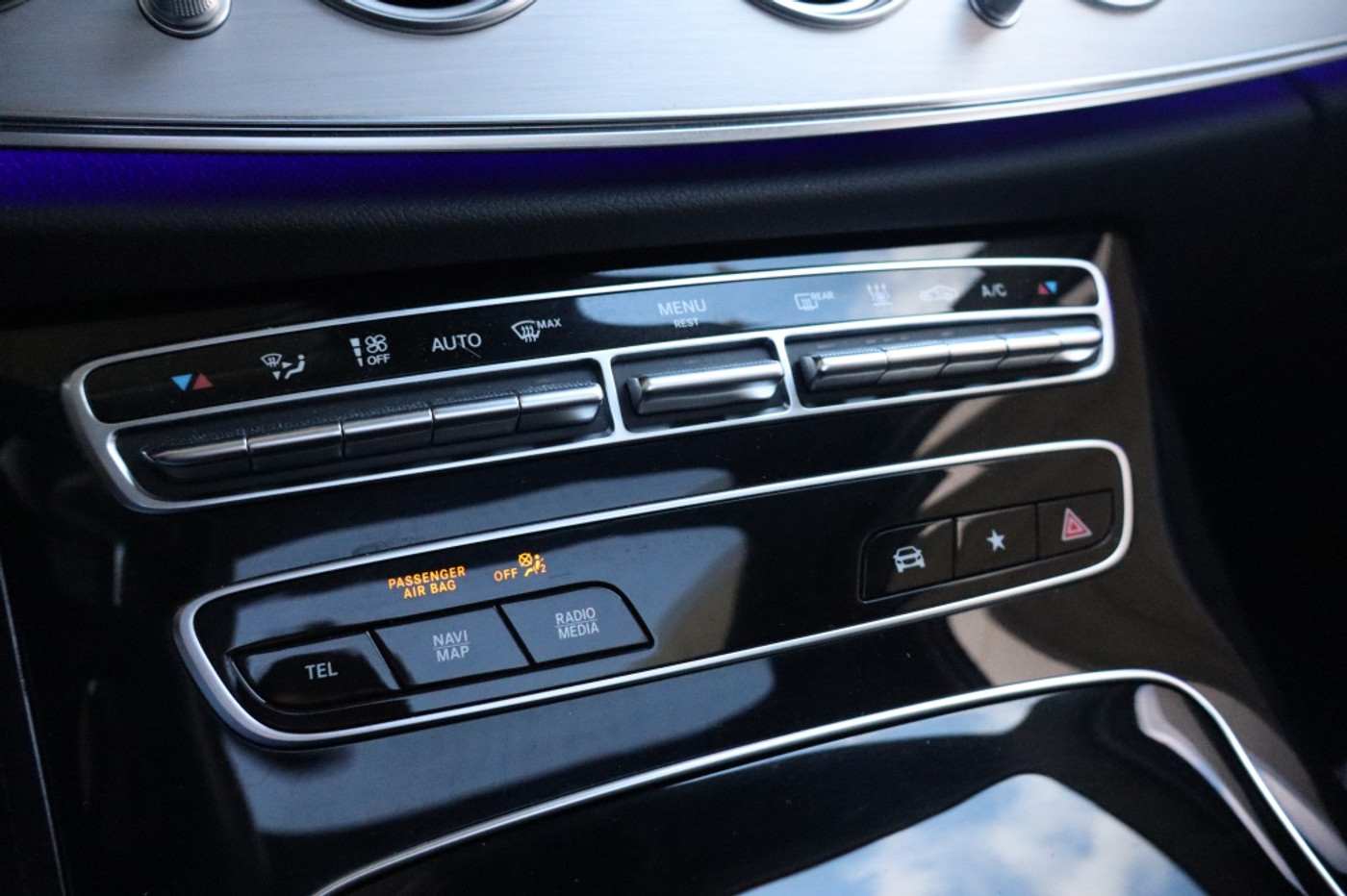 Foto van Mercedes-Benz E 300 E