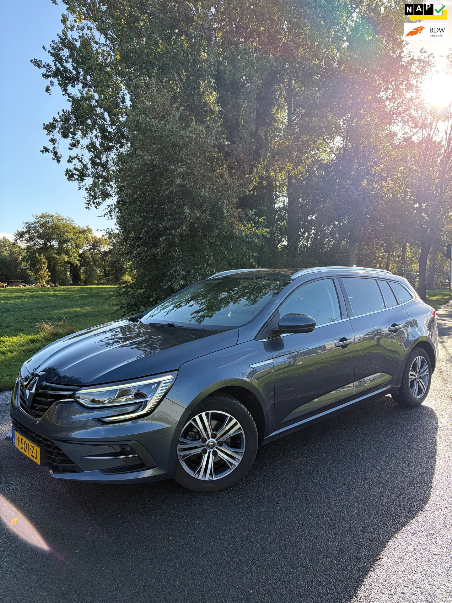 Renault Mégane Estate 1.5 Blue dCi Intens 2022 - voorkant