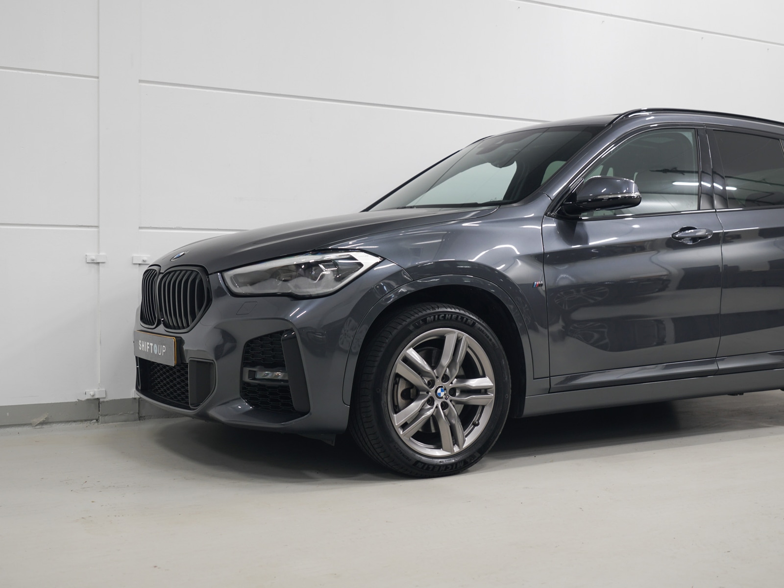 Foto van BMW X1 Xdrive20i