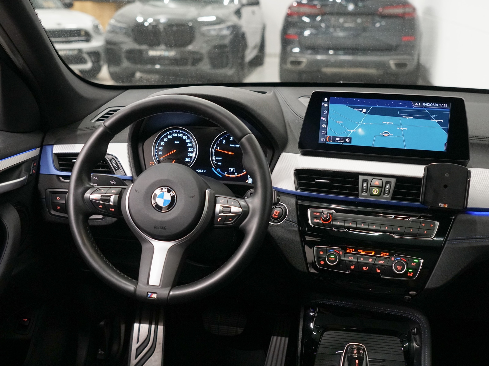 Foto van BMW X1 Xdrive20i