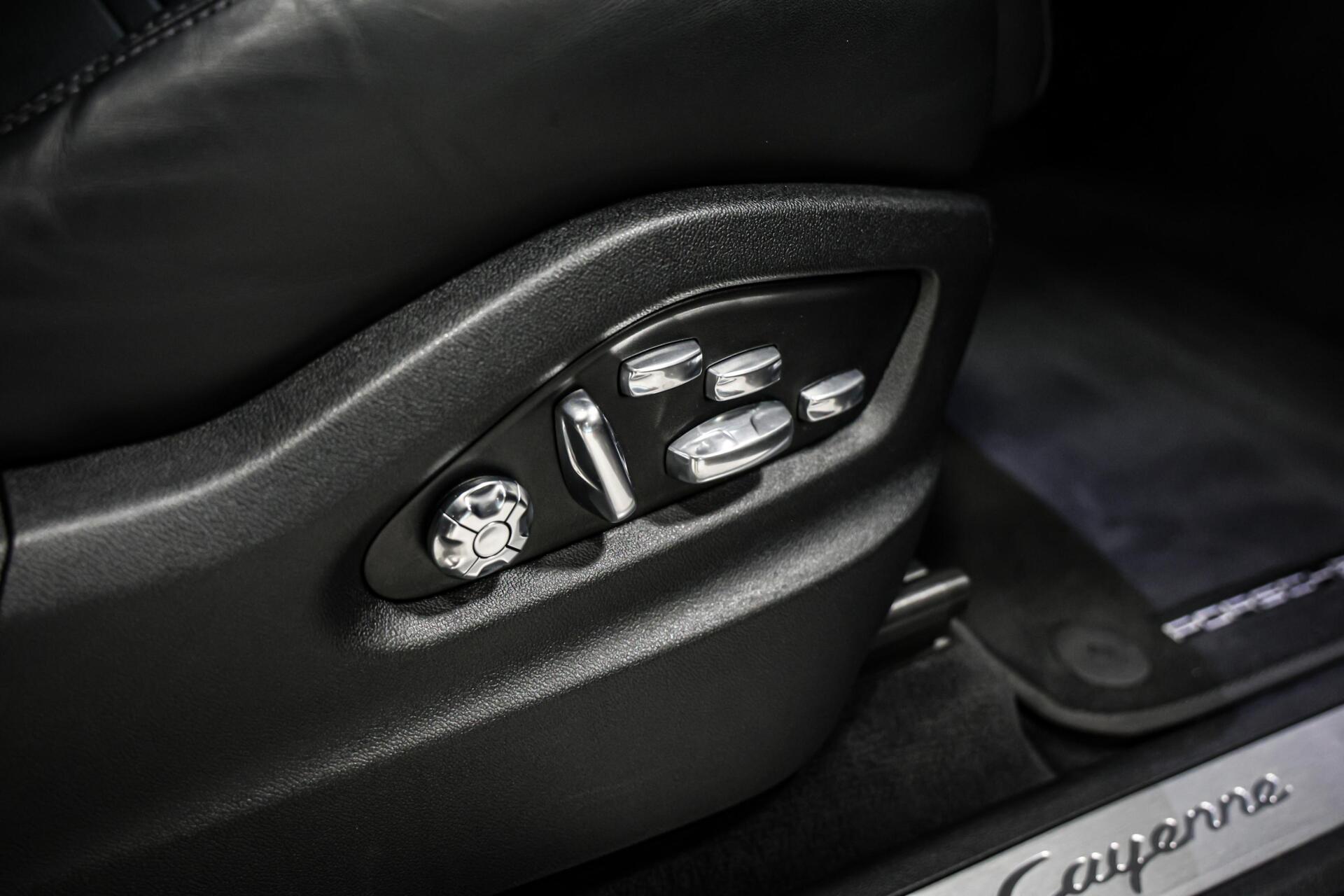 Foto van Porsche Cayenne E-hybrid