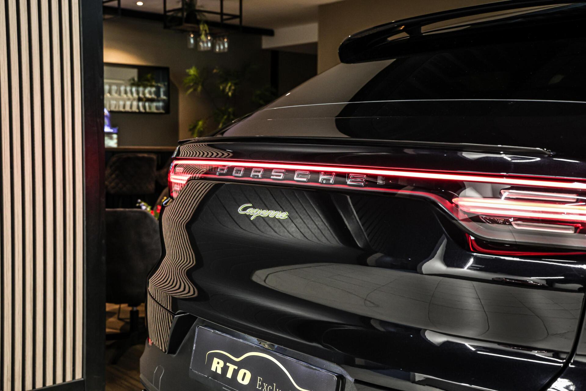 Foto van Porsche Cayenne E-hybrid