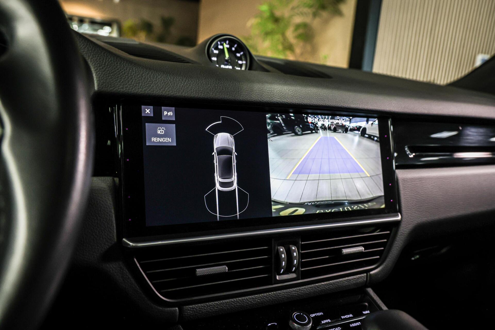 Foto van Porsche Cayenne E-hybrid