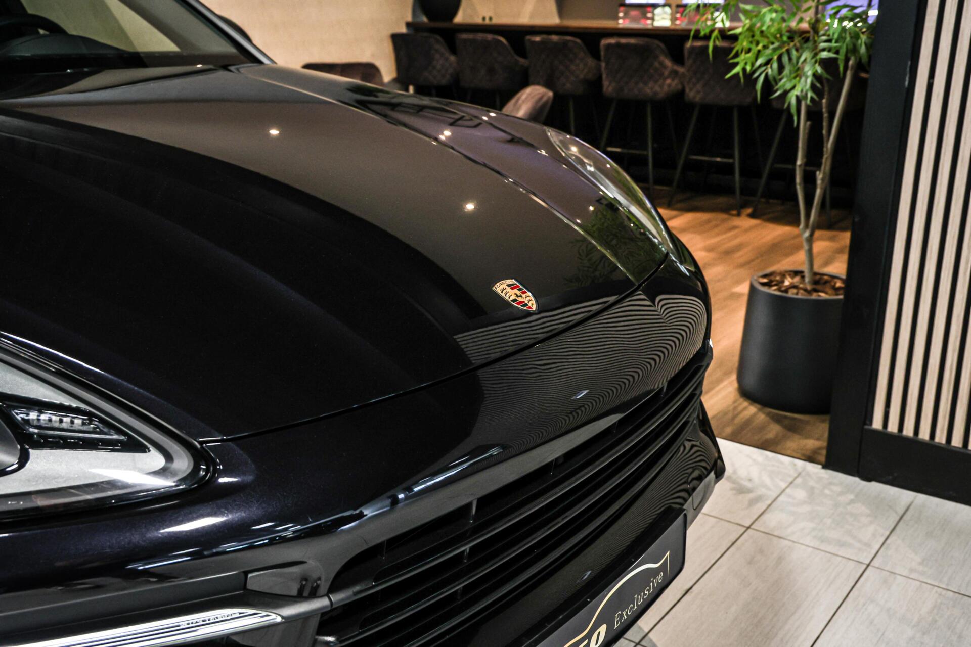 Foto van Porsche Cayenne E-hybrid