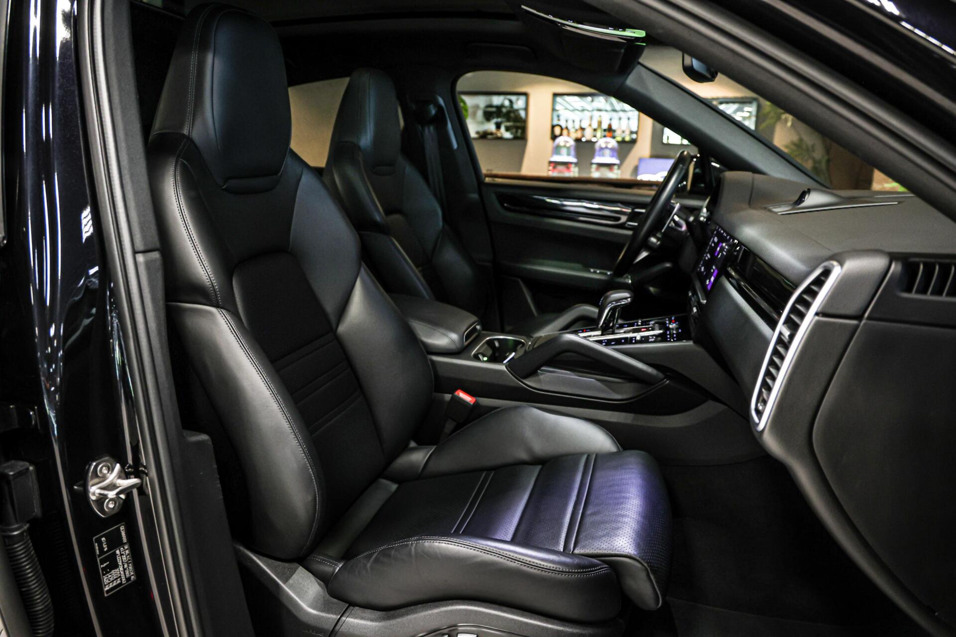 Foto van Porsche Cayenne E-hybrid