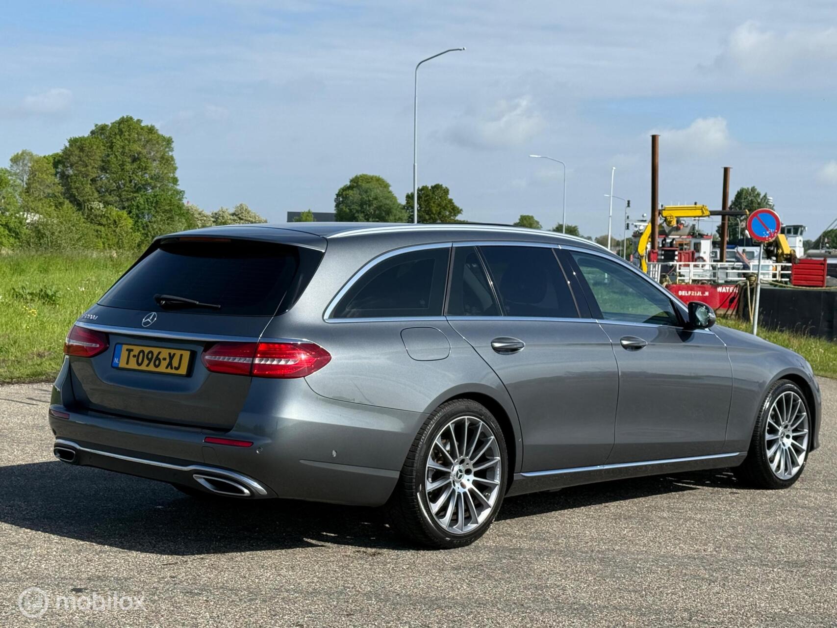 Foto van Mercedes-Benz E 220 D
