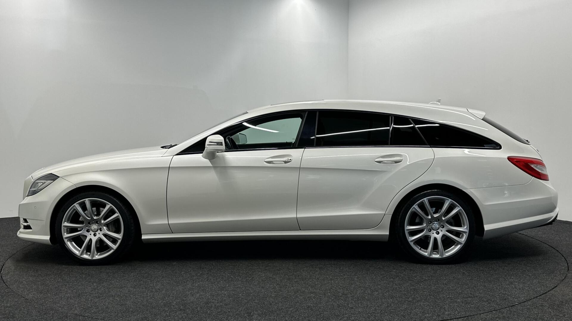 Foto van Mercedes-Benz CLS 350